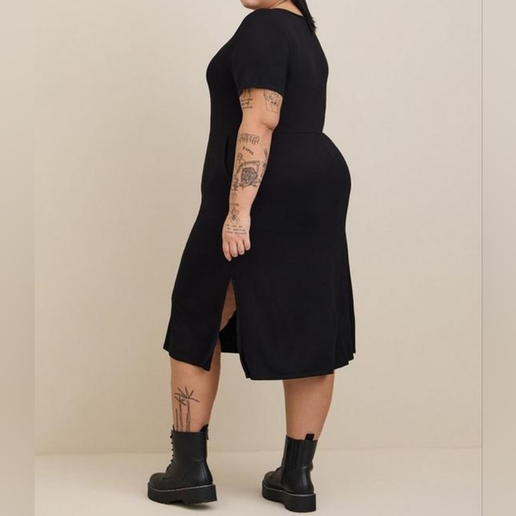 Torrid Black Midi Super Soft Dress with Pockets & Side Slits Size 2X NWT - Picture 4 of 6